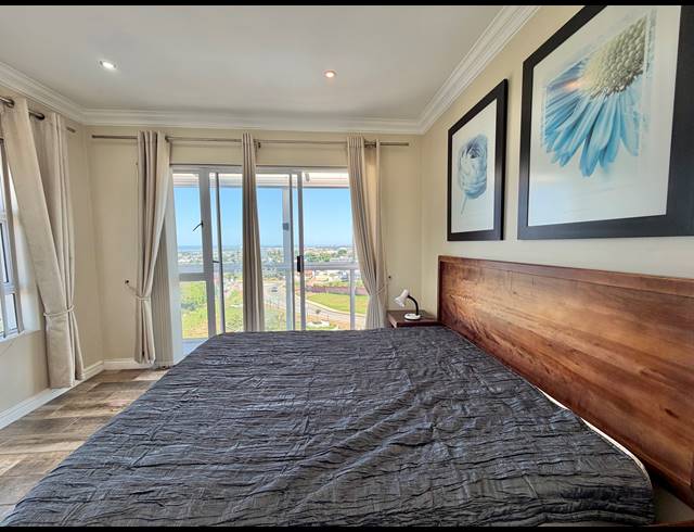 2 BEDROOM APARTMENT FOR SALE IN JEFFREYS BAY CENTRAL